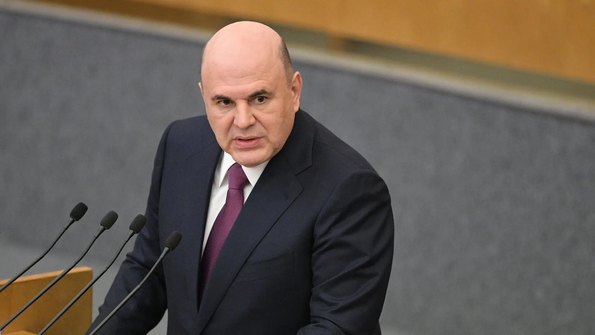 Ассоциация компаний электронной торговли выступила против одномоментного введения полного НДС на импортные товары и предложила поэтапный формат, чтобы не потерять покупателей и выручку российских продавцов.