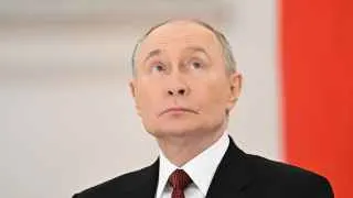 Владимир Путин сравнил нынешнюю ситуацию с Великой Отечественной войной, заявив, что тыл должен полностью работать на фронт, и пообещал дальнейшее создание «зоны безопасности» на границе с Украиной и достижение всех целей СВО на фоне подготовки к возможной новой волне мобилизации.