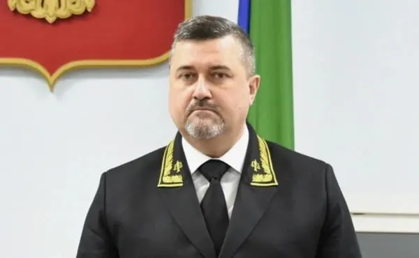 Высшая квалификационная коллегия судей прекратила полномочия Щукина по его заявлению. Ранее его называли кандидатом на пост главы республики после сообщения о намерении Сергея Меликова уйти с должности.