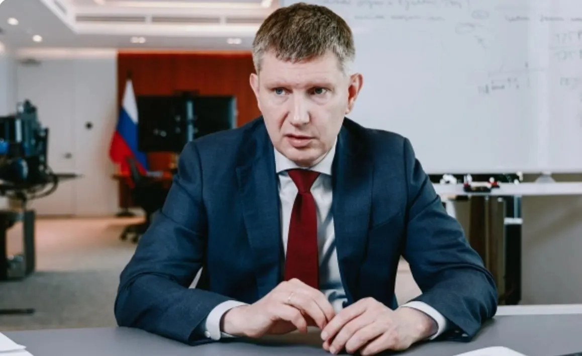 Глава Минэкономразвития Максим Решетников обозначил три ключевых направления — структурные реформы, бюджетная консолидация и повышение гибкости экономики — которые должны повысить инвестиции, занятость и производительность труда.