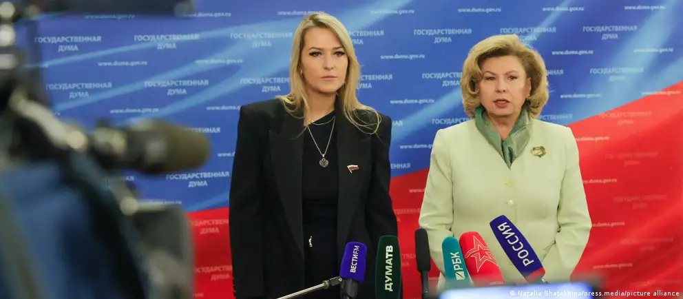 Госдума утвердила Яну Лантратову на пост уполномоченного по правам человека. Она объявила приоритетной помощью участникам СВО и их семьям, однако правозащитное сообщество встречает назначение скептически.