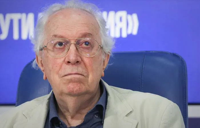 Виктор Данилов‑Данильян на Водном конгрессе в Москве раскритиковал подготовку госпроектов: решения принимают без научной экспертизы, из‑за чего проекты на миллиарды рублей часто терпят провал.