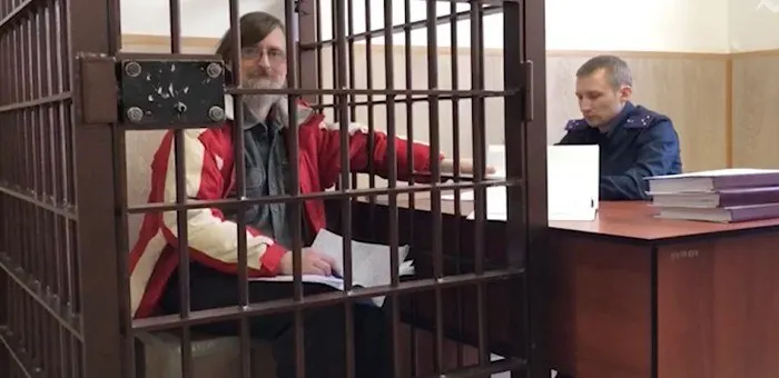 Восьмой кассационный суд в Кемерово назначил на 27 мая слушание жалобы защиты основателя местного издания, осуждённого за публикации о ходе специальной военной операции; ранее приговор оставили в силе.