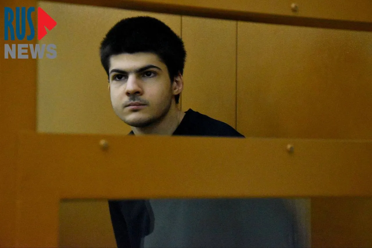 Гагик Григорян, находящийся в заключении, попал в больницу из‑за ухудшения хронических заболеваний — об этом сообщила его мама. Ранее подросток был задержан осенью 2023 года.