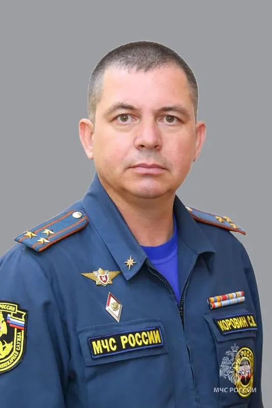 Президент 3 июня назначил начальника краевого управления МЧС — пост занял полковник внутренней службы Сергей Коровин, с более чем 25-летним стажем в ведомстве.