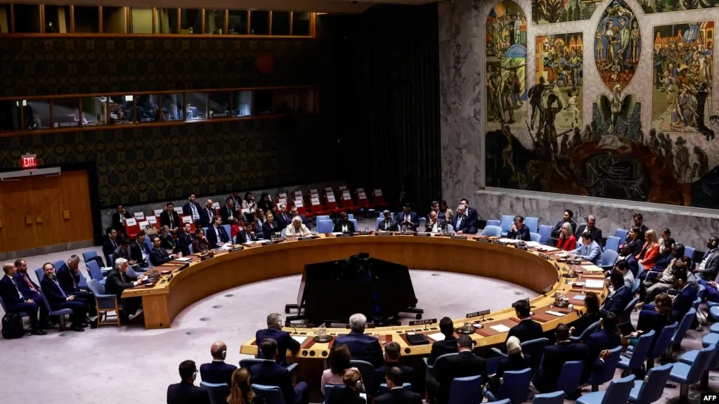 Постпред Украины при ООН заявил, что Киев по-прежнему готов к прямым переговорам, но может изменить позицию в ответ на расширение ударов и отсутствие поддержки со стороны Совета Безопасности.