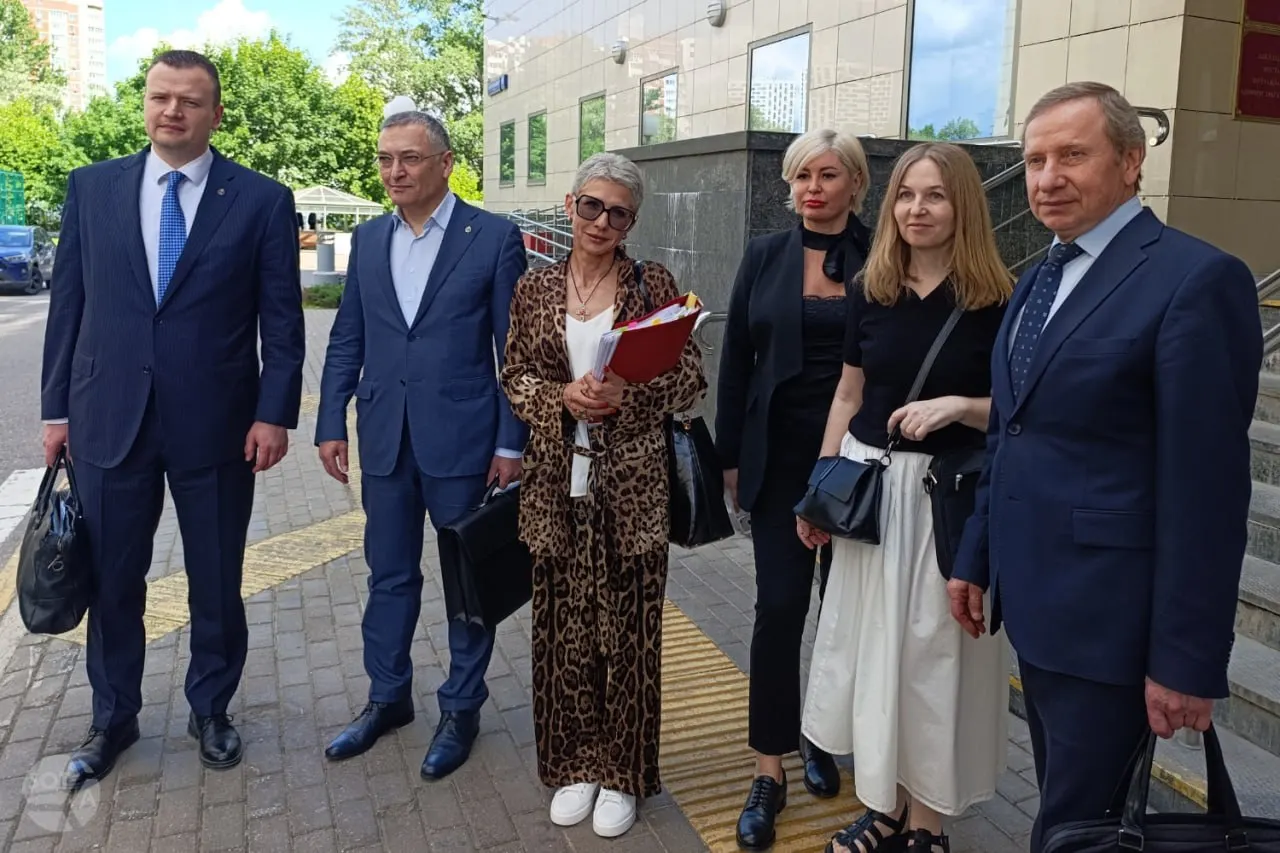 Суд оставил в силе решение о лишении статуса Алексея Басистова, Дмитрия Проводина и Юлия Тая; защитники и представители палаты настаивали, что такой вопрос должна решать только Совет адвокатской палаты.