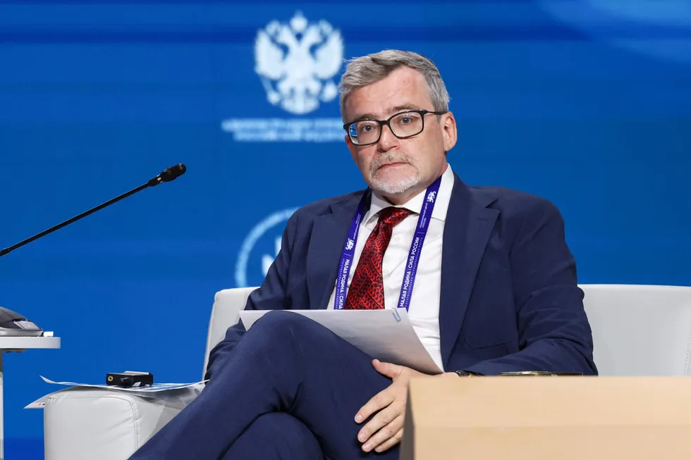 По итогам расследования, проведённого фондом борьбы с коррупцией, в распоряжении семьи главы ВЦИОМ оказалось имущество, автомобили и ювелирные изделия, общая стоимость которых превышает половину миллиарда рублей. Оценки и сопоставление с официальными доходами вызывают вопросы.