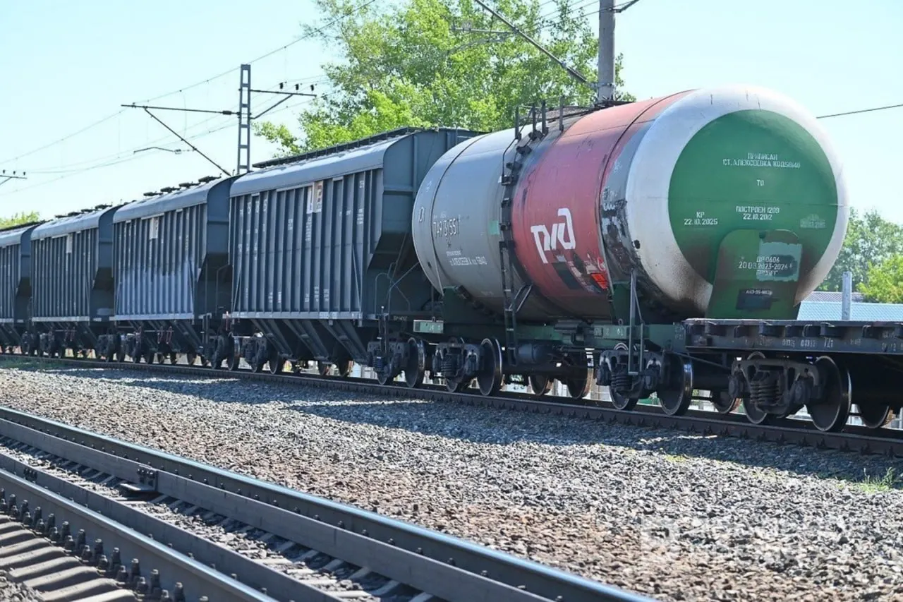 В компании сообщили, что новый штаб обеспечит приём и доставку нефтяных грузов с учётом оперативной обстановки; особое внимание — поставкам авиатоплива в аэропорты.