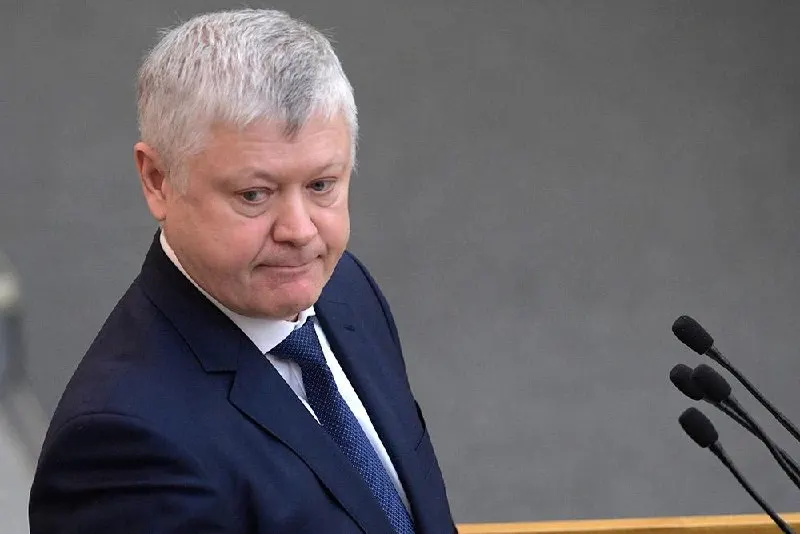 Председатель комитета по безопасности сообщил, что свыше 60 организаций выдворены по материалам его комиссии; также, по его словам, принято 46 законов о защите суверенитета.