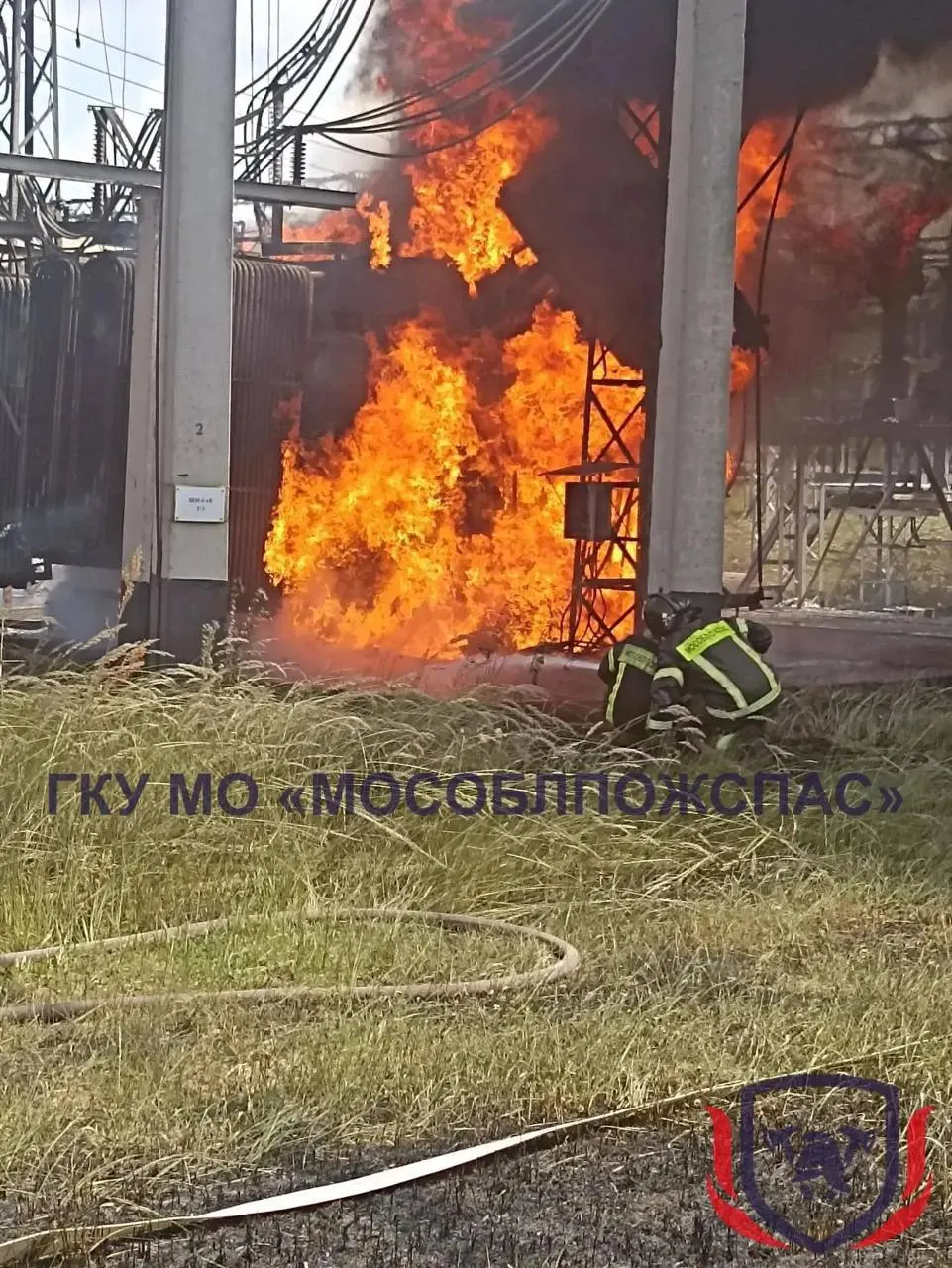 В подмосковных Люберцах локализовали пожар на электроподстанции. По данным экстренных служб, пострадавших нет, причины возгорания выясняются.