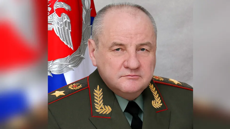 2‑й Западный окружной военный суд уменьшил наказание бывшему замминистра обороны Павлу Попову с 19 до 10 лет строгой колонии; защита намерена добиваться медосвидетельствования из‑за состояния здоровья.
