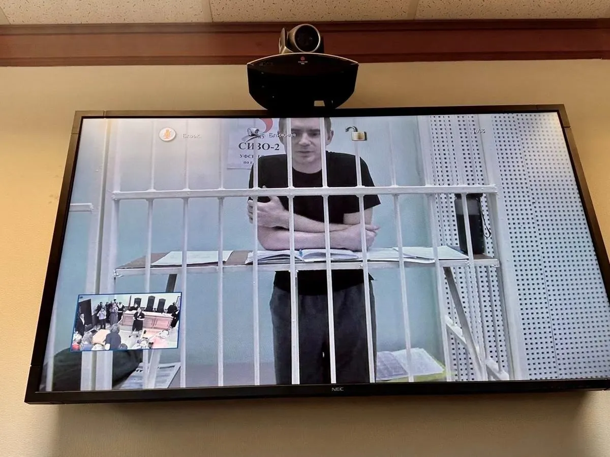 Московский городской суд рассмотрел апелляцию заместителя председателя партии «Яблоко» по делу о публикациях, названных «фейками» об армии.