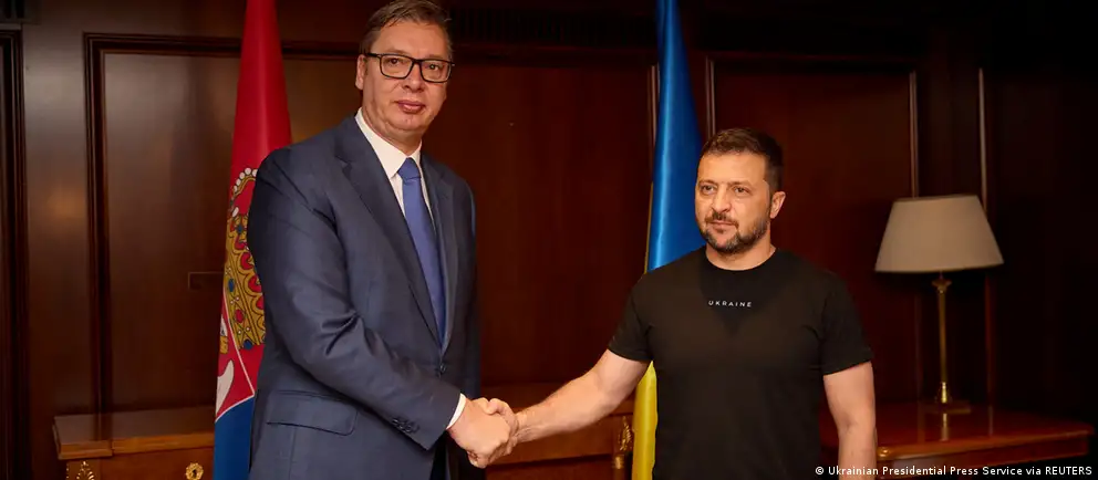 Зеленский впервые посетит Сербию на посту президента; Белград сохраняет близкие связи с Москвой, обсуждаются отношения Сербии с Россией и ЕС.
