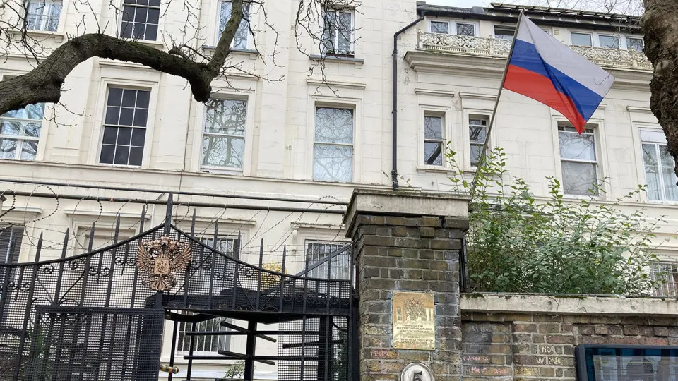 МИД России заявил о вовлечении Британии в эскалацию конфликта; Москва обещает ответ, упоминаются британские дроны и атаки на РФ.