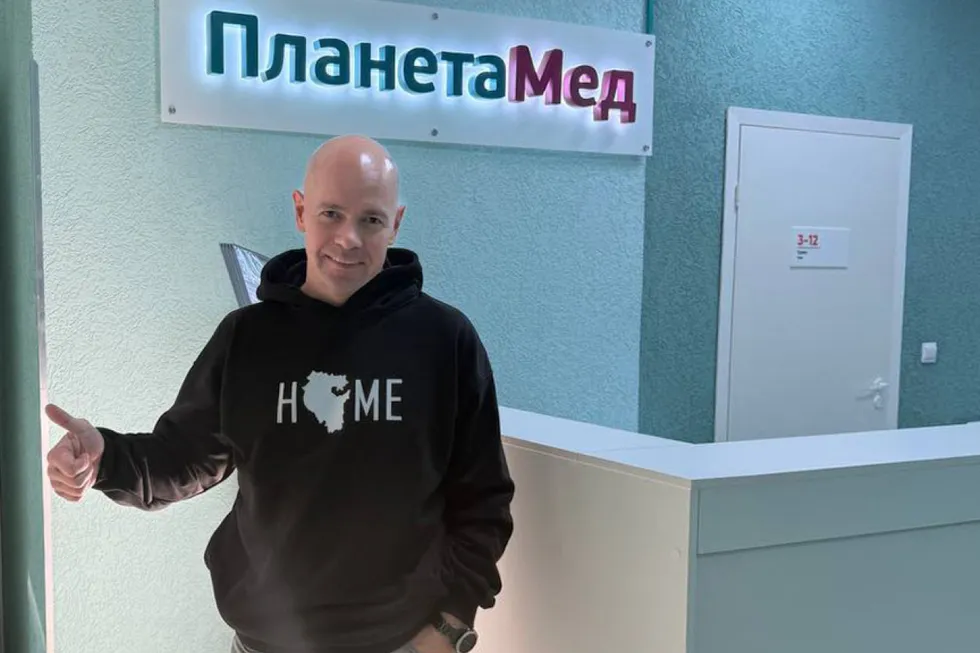 Расследование выявило применение непроверенных методик лечения аутизма в московской клинике — от диет и стволовых клеток до дорогих услуг и давления на родителей.