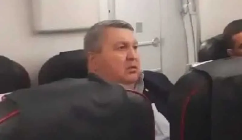 Адам Ислуев получил 9 лет колонии за мошенничество в особо крупном размере; дело также затрагивает попытки уклониться от участия в войне в Украине и инцидент на борту самолета Москва-Чита.