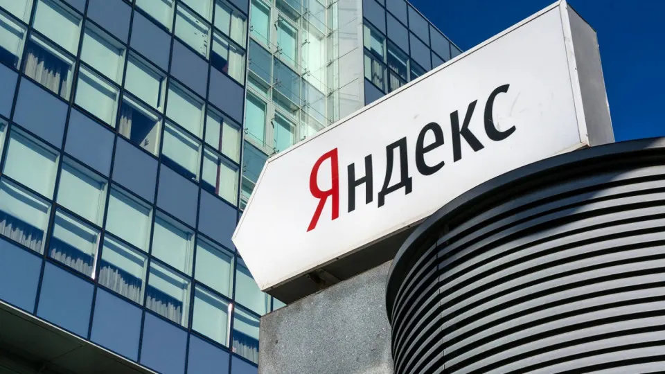 Ночные налёты повредили дата‑центры в Рязанской, Калужской и Владимирской областях. Пострадали крупные объекты и сервисы, что вызвало сбои как внутри страны, так и за её пределами.