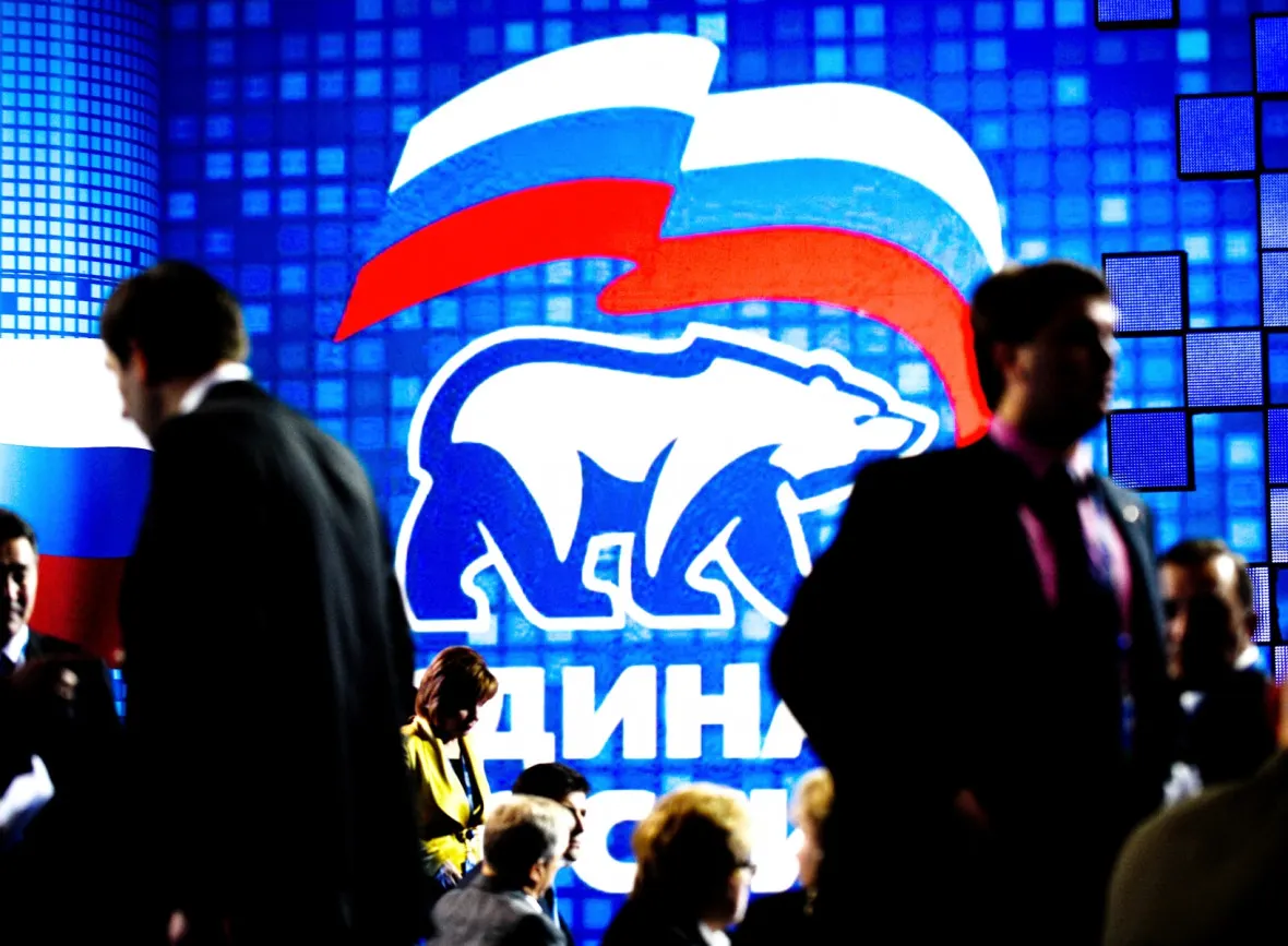 Члены фракции уходят от мандатов; во Госдуму может попасть Владислав Головин. Около 50 мест могут перераспределиться между следующими в списке.
