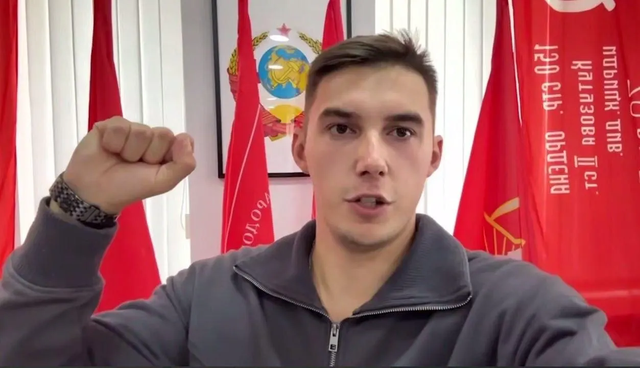 Организатор митинга в столице Коми привлечён к протоколу за нарушение порядка проведения публичного мероприятия; на мероприятии, судя по данным полиции, собрались более заявленного количества.