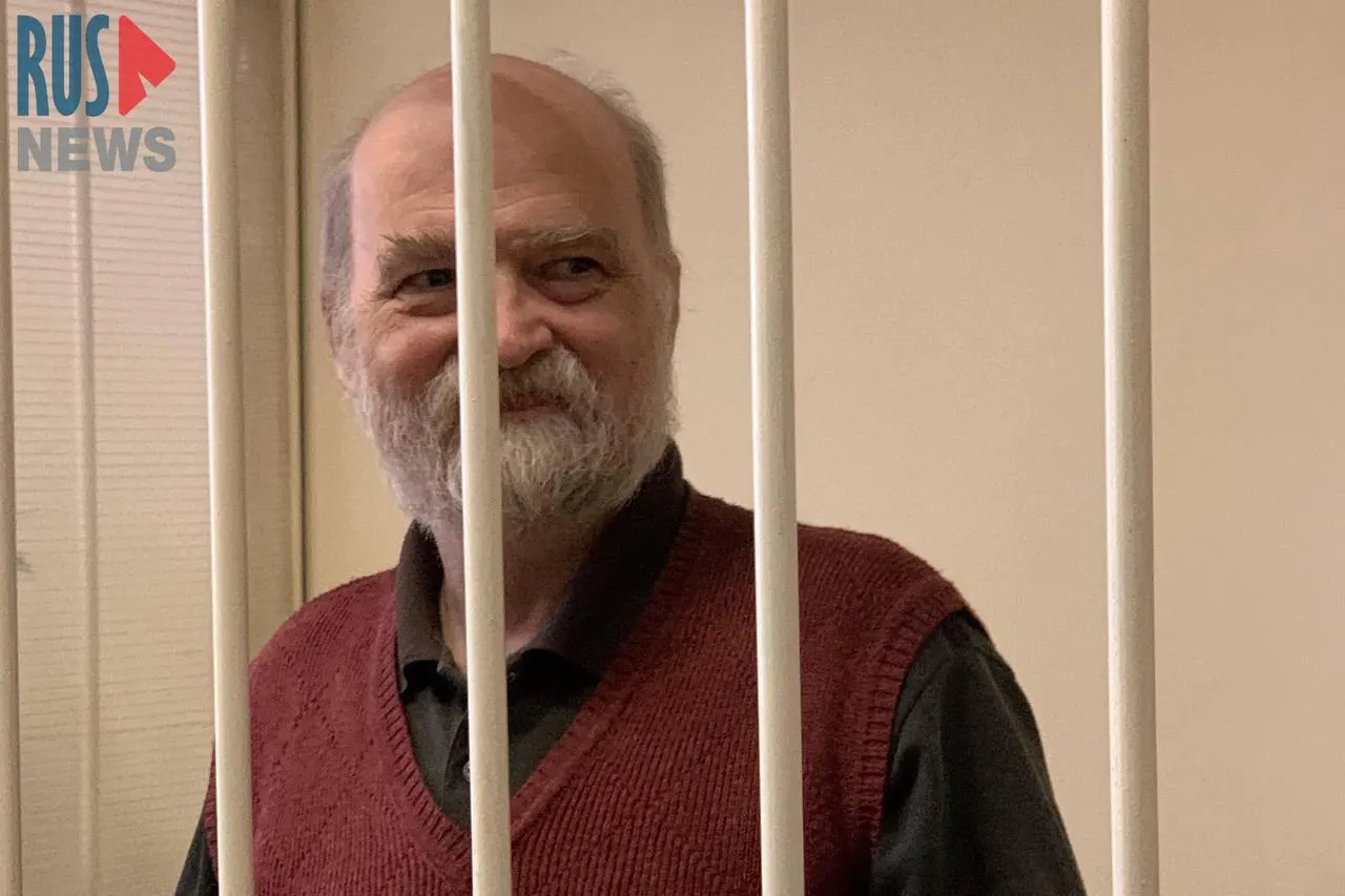 Скобова снова держат в ШИЗО и пробудет там до 30 октября включительно; адвокат не допущен в учреждение; ему предъявлены обвинения в терроризме; Росфинмониторинг включил его в перечень террористов и экстремистов.