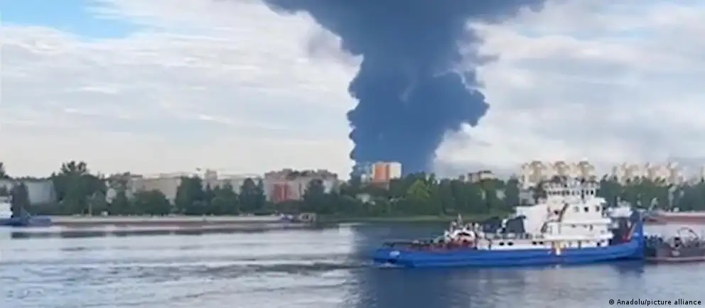 После нападения беспилотников произошёл пожар на одном из химических предприятий Башкортостана; предприятие выпускает компонент для бронематериалов.