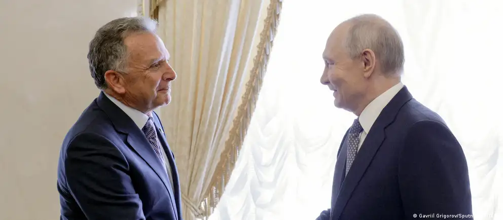 По итогам встречи Путина со спецпосланником США Москва заявила о готовности возобновить переговоры по вопросам безопасности после войны в Украине в декадах ноября.