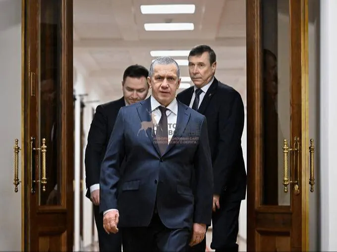 Экс-заместитель премьер-министра и полпред на Дальнем Востоке будет курировать патриотическое воспитание на федеральном уровне.