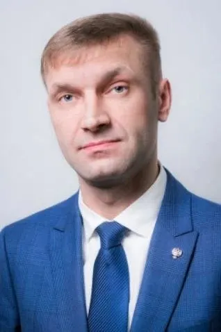По решению суда активы бывшего зама руководителя Упрдор переданы в казну: 6 квартир, 7 участков, 3 дома, автомобили и другое имущество, оформленное на родственников.