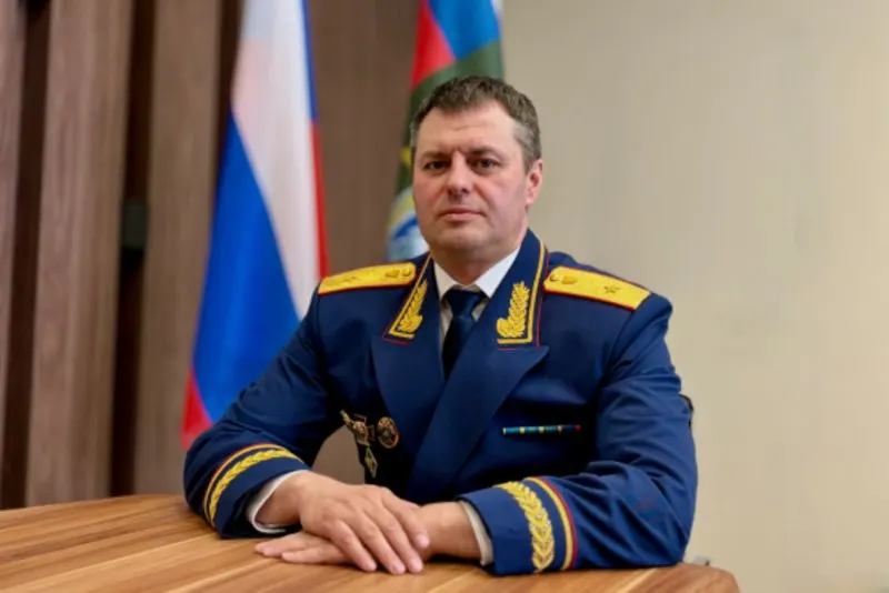 Арбитраж удовлетворил требования кредиторов к субсидиарной ответственности участников и зафиксировал вывод активов на 2,21 млрд рублей; назначение Александра Рычкова на пост главы иркутского Следственного комитета произошло недавно.
