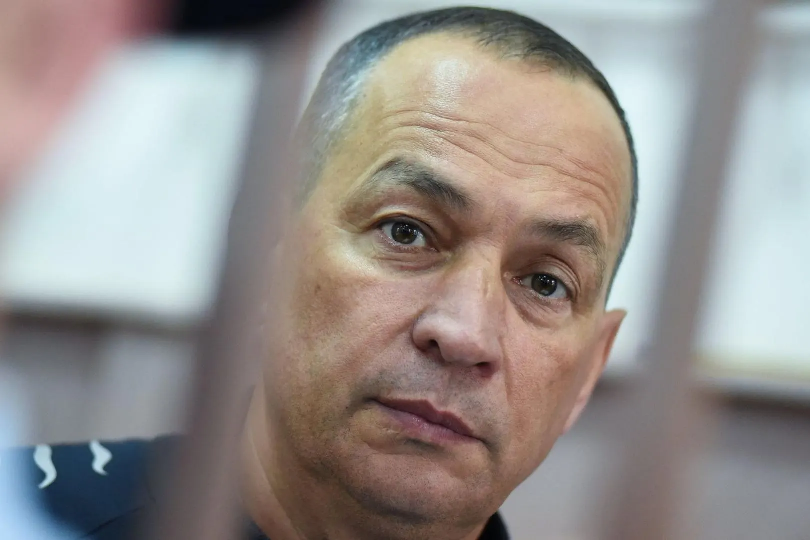 Бывший глава Серпуховского района госпитализирован на фоне длительной голодовки; продолжается расследование по делу о дезорганизации условий содержания в колонии.